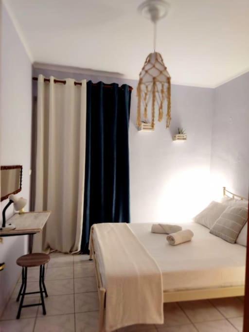 Kalamata Nestor Apartment-Near Historical Centre Exterior foto