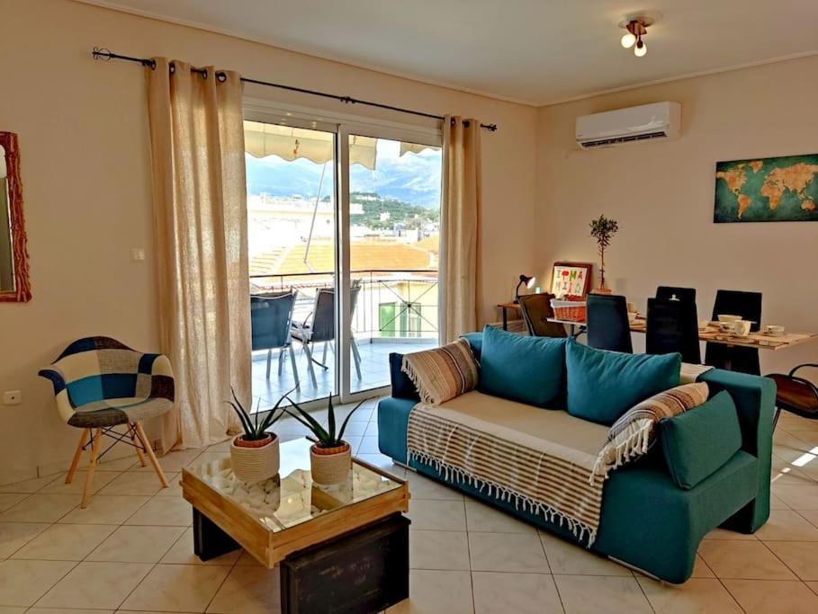Kalamata Nestor Apartment-Near Historical Centre Exterior foto